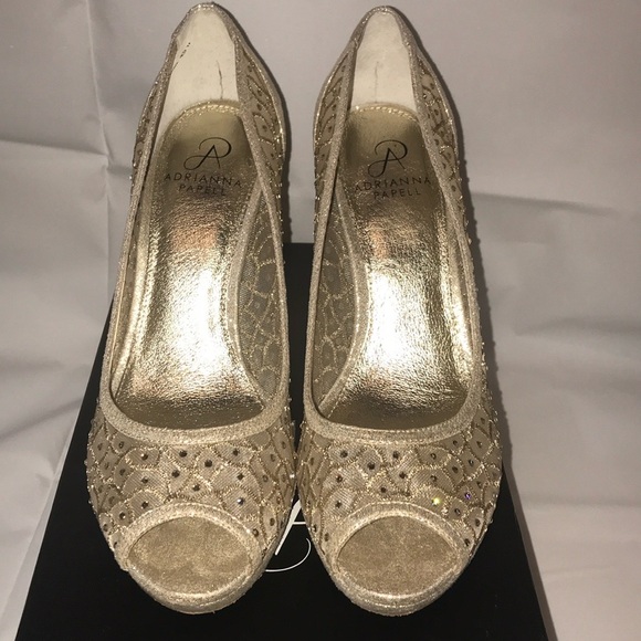 - Adrianna paperless metalic gold heel size 9 - Picture 2 of 12